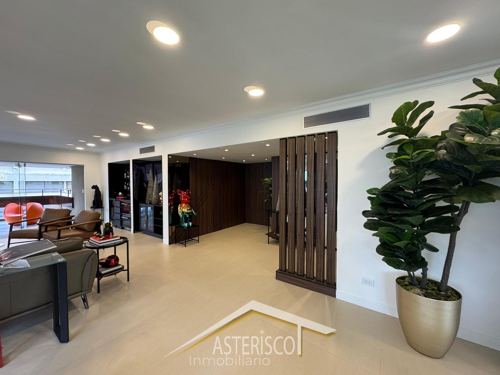 e5253ffb-1d62-4514-b369-98f4c3dcd61e